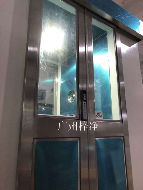 內(nèi)置自動門風(fēng)淋室結(jié)構(gòu)特點 內(nèi)置自動門風(fēng)淋室結(jié)構(gòu)特點